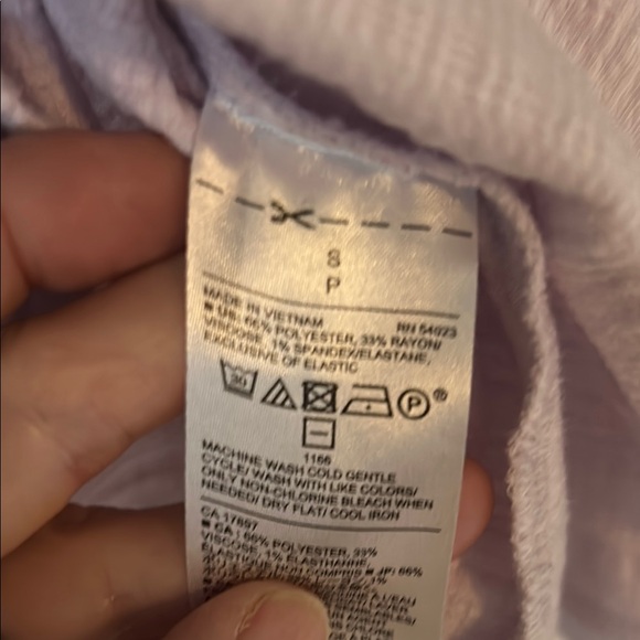 Banana Republic Women's Small Lilac Lavender Tee Shirt Smocked Short Sleeve Top - Picture 6 of 6